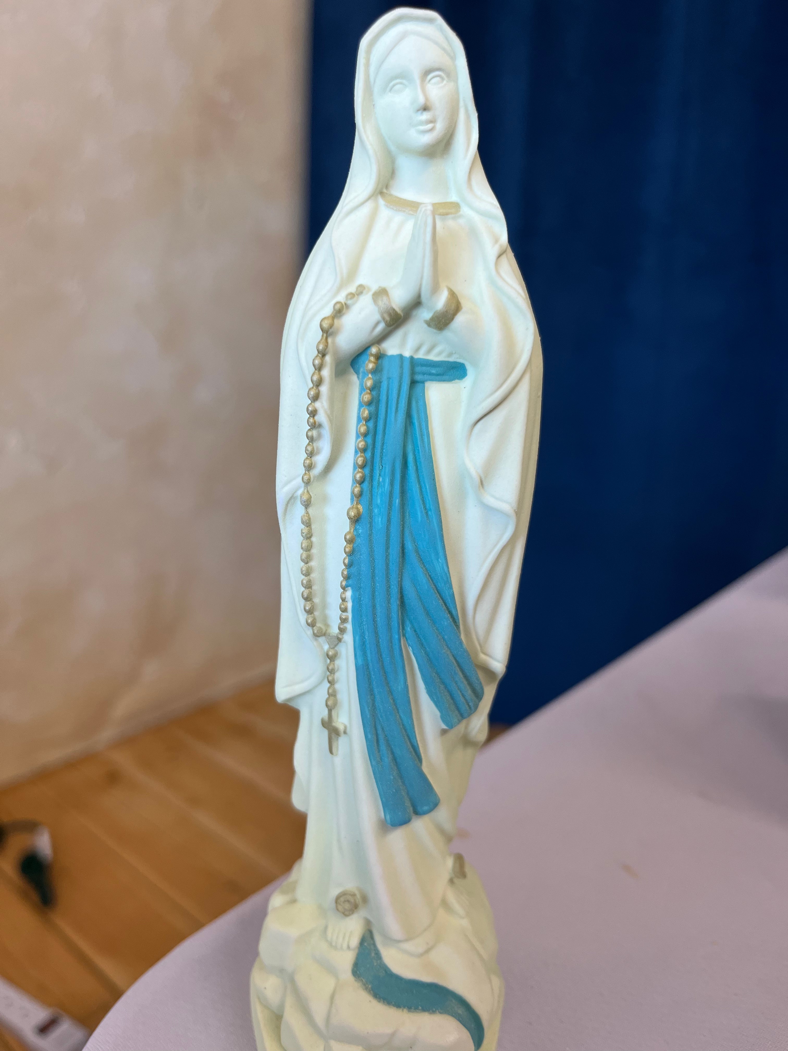 Luminous Our Lady of Lourdes statue, 20 centimeters (Glows In The Dark