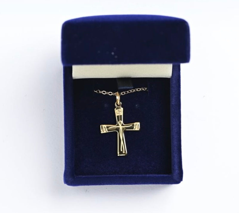 Cross Necklace with Jesus – Engraved Gold