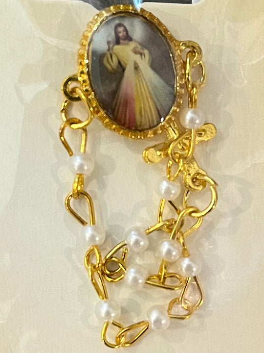 Divine Mercy Lapel Pin