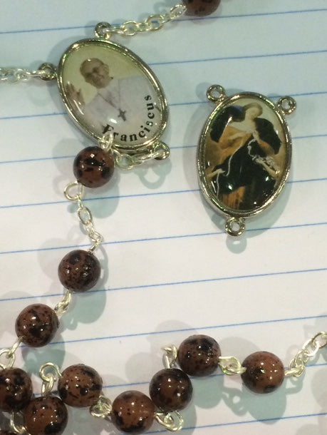 Pope Francis Rosary with marble-style beads and stunning centerpiece featuring Pope Francis and Mary Undoer of Knots